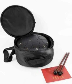 Best2buyfrom - 6-in 1 DEAL - Zwart - 16 Centimeter - 8 Tonen - Handpan - Klankschaal - Steel Tongue Drum - Yoga - Meditatie - Rust - Inclusief Muziekboek & Beschermtas -Merkloos Verkoop 1030x1200 1