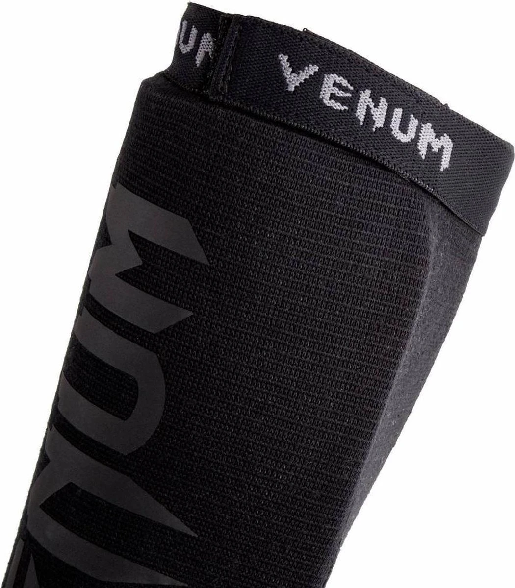 Venum Kontact Scheenkousen Matzwart - One Size - One Size 4 Venum Kontact Scheenkousen Matzwart - One Size - One Size - Afbeelding 4