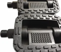 Anti-Slip Fietspedalen Set Met Reflectoren - Zwart - Fiets Pedalen - Fietstrappers - Losse Trappers - 2 STUKS 8 Anti-Slip Fietspedalen Set Met Reflectoren - Zwart - Fiets Pedalen - Fietstrappers - Losse Trappers - 2 STUKS -Merkloos Verkoop 1200x1026 4