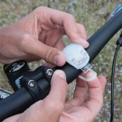 Merkloos Dutch Gadgets - Fietslampjes LED - Set Wit En Rood - Inclusief Batterijen 12 Merkloos Dutch Gadgets - Fietslampjes LED - Set Wit En Rood - Inclusief Batterijen -Merkloos Verkoop 1200x1200 2052