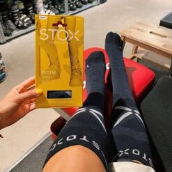 STOX Energy Socks - Skisokken Voor Vrouwen - Premium Compressiesokken - Ski Sokken Van Merinowol - Geen Koude Voeten - Geen Kramp - Snowboard Sokken -Merkloos Verkoop 1200x1200 513