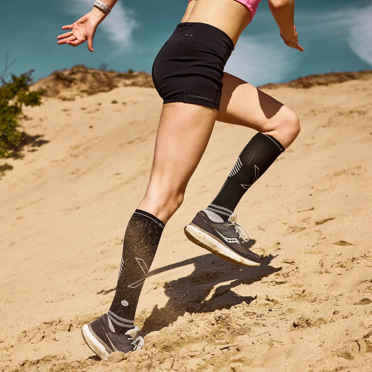 STOX Energy Socks - Hardloopsokken Voor Vrouwen - Premium Compressiesokken - Running Socks - Vochtafdrijvend - Voorkom Blessures & Spierpijn 5 STOX Energy Socks - Hardloopsokken Voor Vrouwen - Premium Compressiesokken - Running Socks - Vochtafdrijvend - Voorkom Blessures & Spierpijn - Afbeelding 5