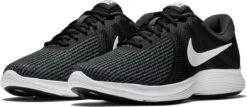 Nike Revolution 4 Eu Heren Sportschoenen - Black/White - Maat 44.5