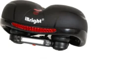 IBright Gel Fietszadel Met LED Oplaadbare Achterlicht - USB Oplaadbaar - Fietsverlichting Met 6 Functie's - Dames / Heren - Waterdicht - Gratis Zadelstrop - USB Oplaadkabel - Zwart -Merkloos Verkoop 1200x682 4