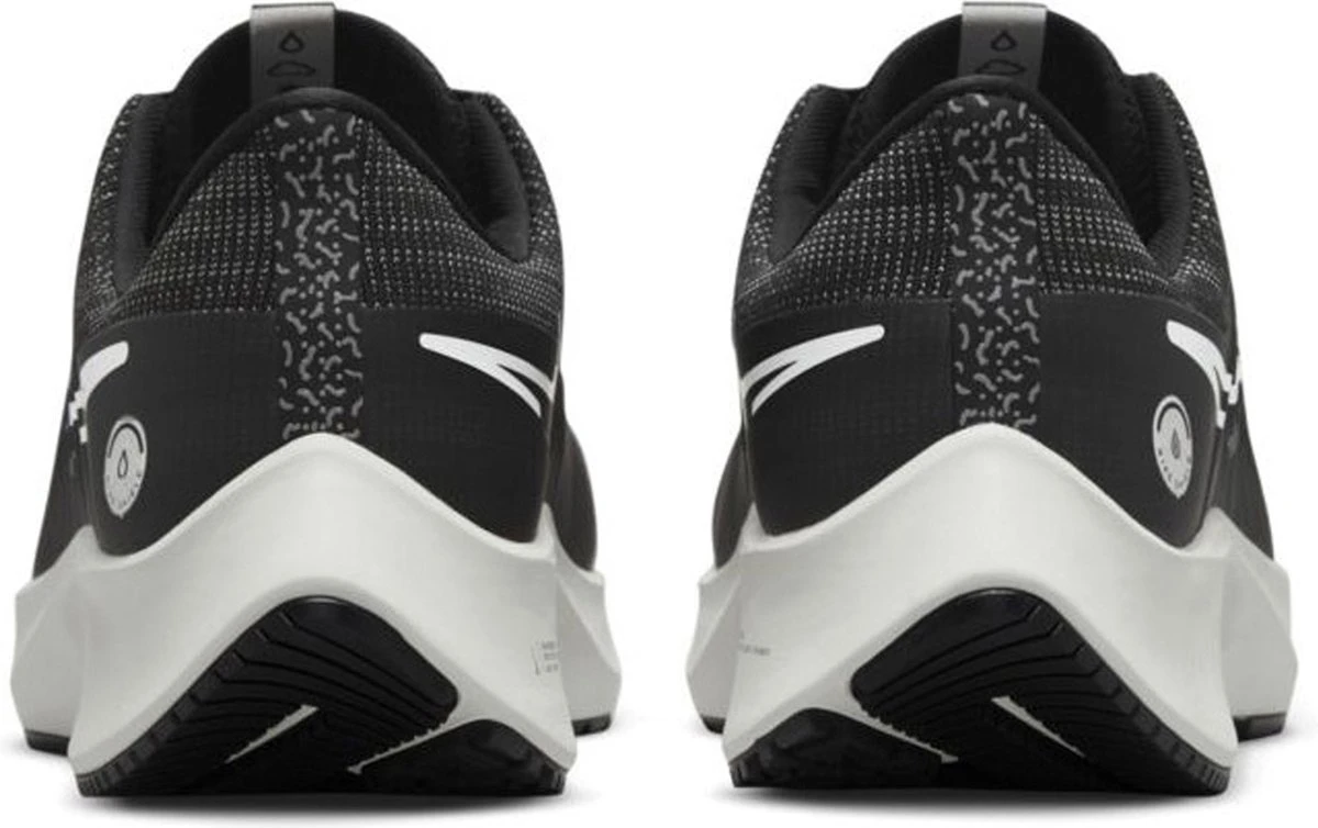 Nike Air Zoom Pegasus 38 Shield Sportschoenen - Maat 42.5 - Mannen - Zwart/wit 6 Nike Air Zoom Pegasus 38 Shield Sportschoenen - Maat 42.5 - Mannen - Zwart/wit - Afbeelding 6
