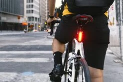 Kryptonite Avenue F-150 / R-75 Verlichtingset LED Accu - Zwart 14 Kryptonite Avenue F-150 / R-75 Verlichtingset LED Accu - Zwart -Merkloos Verkoop 1200x800 282