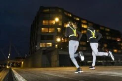 Tunturi Hardloop Verlichting Vest - Borstlamp - Verstelbaar - Hardloopvest - Reflecterend - Veiligheidsvesje - Led -Merkloos Verkoop 1200x800 65