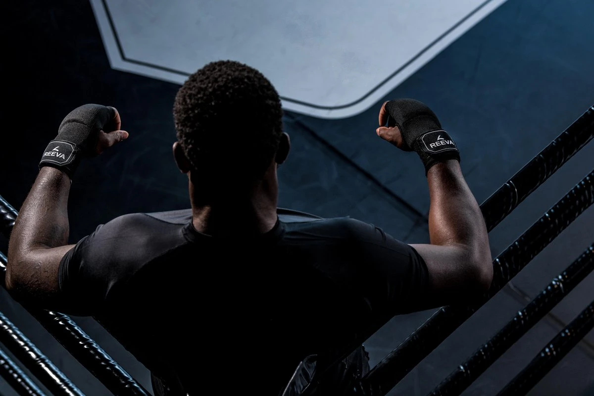 Reeva Binnenhandschoenen Boksen - Maat S - Boks Bandage Met Padding - Geschikt Voor Boksen, Kickboksen En Andere Vechtsporten 2 Reeva Binnenhandschoenen Boksen - Maat S - Boks Bandage Met Padding - Geschikt Voor Boksen, Kickboksen En Andere Vechtsporten - Afbeelding 2