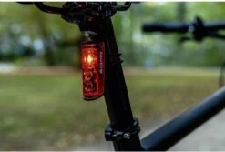 SIGMA SPORT Sigma Blaze USB Fietsachterlicht - Achterlicht Met Remlicht Functie - Oplaadbaar -Merkloos Verkoop 1200x810 3