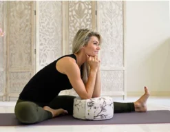 Love Generation ● Meditatiekussen ● Yoga Kussen ● Rond ● Field Flowers -Merkloos Verkoop 1200x932 2