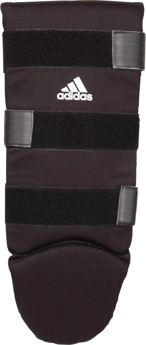 Adidas Scheenbeschermers Good Zwart / Wit - M 1 Adidas Scheenbeschermers Good Zwart / Wit - M