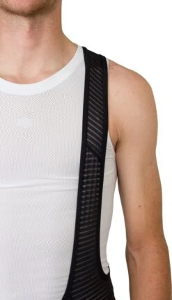 AGU Prime Fietsbroek Met Zeem II Essential Heren - Zwart - L 25 AGU Prime Fietsbroek Met Zeem II Essential Heren - Zwart - L -Merkloos Verkoop 687x1200 2