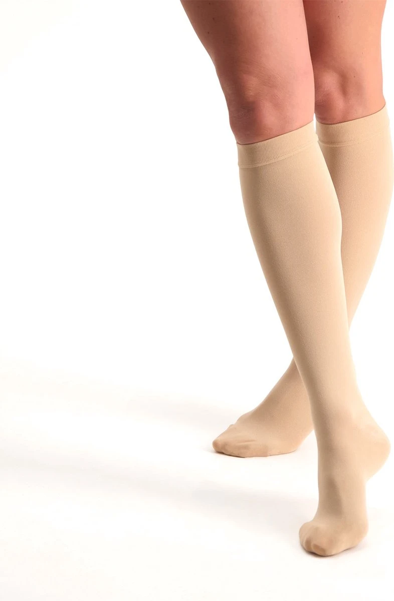 Dunimed Premium Comfort Steunkousen Drukklasse 2 - Gesloten Teen (Per Paar) - Beige 7 Dunimed Premium Comfort Steunkousen Drukklasse 2 - Gesloten Teen (Per Paar) - Beige - Afbeelding 7