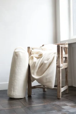 Yoga Bolster Merino Wol - Lotus 22 Yoga Bolster Merino Wol - Lotus -Merkloos Verkoop 799x1200 16