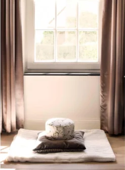 Love Generation ● Meditatiekussen ● Yoga Kussen ● Rond ● Field Flowers -Merkloos Verkoop 884x1200