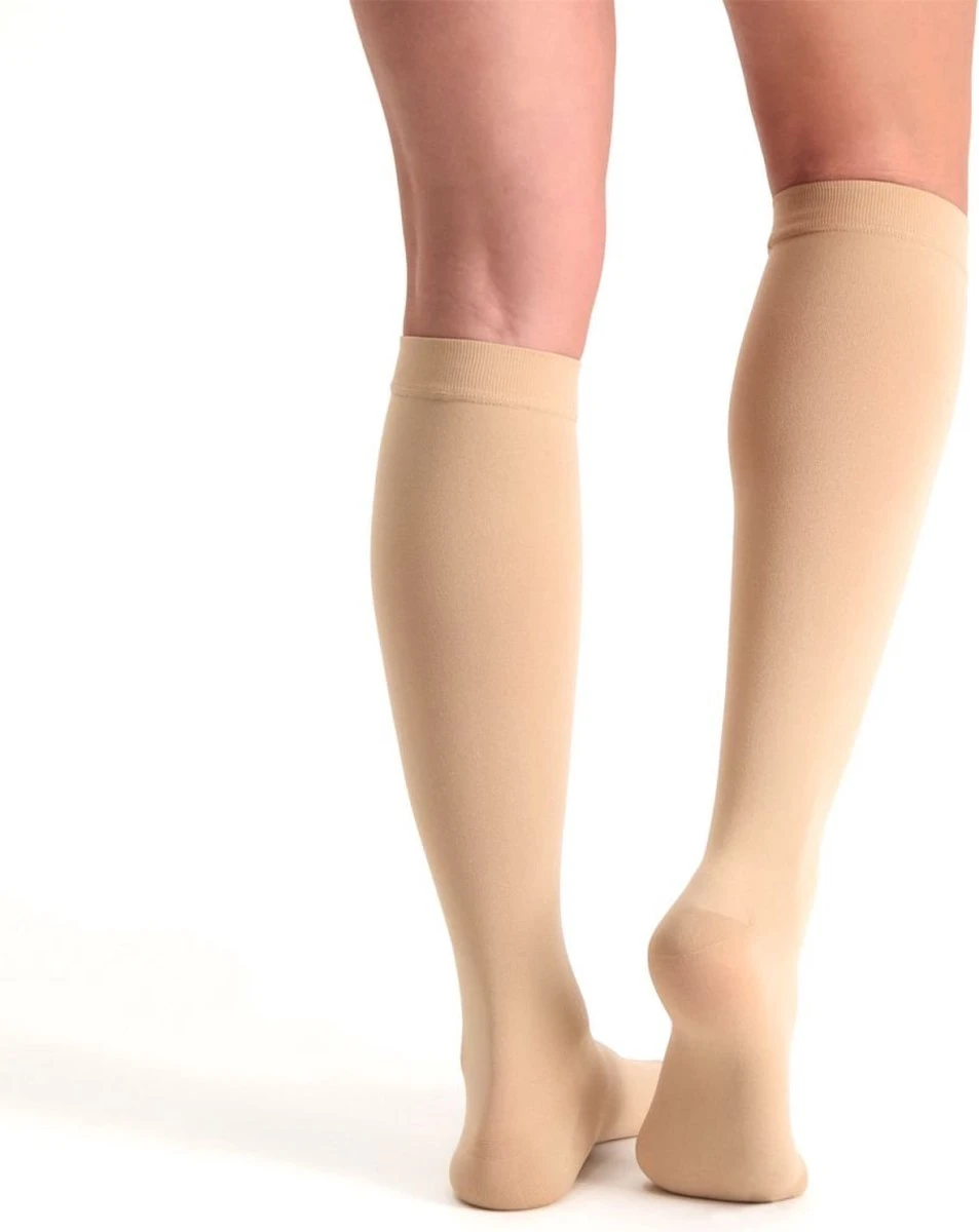 Dunimed Premium Comfort Steunkousen Drukklasse 2 - Gesloten Teen (Per Paar) - Beige 5 Dunimed Premium Comfort Steunkousen Drukklasse 2 - Gesloten Teen (Per Paar) - Beige - Afbeelding 5